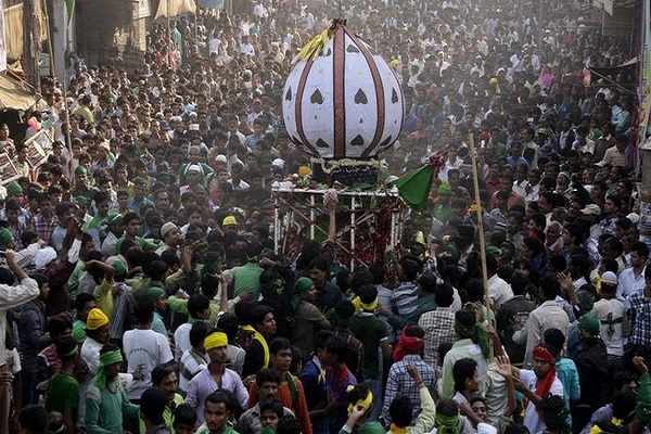 Larangan Berkabung Muharram di Salah Satu Propinsi India