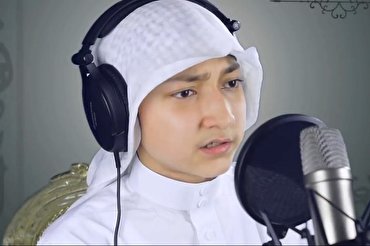 Film/ Tilawah Studio Surah Fussilat oleh Idris Al Hashemi