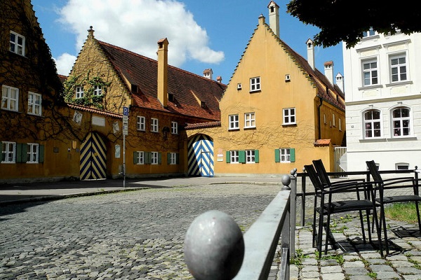 Rumah Wakaf Fuggerei; Situs Warisan Berusia 500 Tahun di Jerman