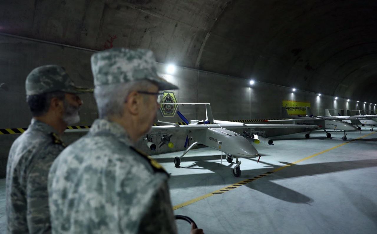Iran Kejutkan Dunia Militer, Pamerkan Armada Drone Bawah Tanah