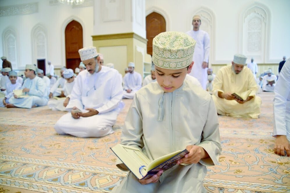 Kecintaan Anak-Anak Oman untuk Memperingati Tradisi-Tradisi Ramadhan