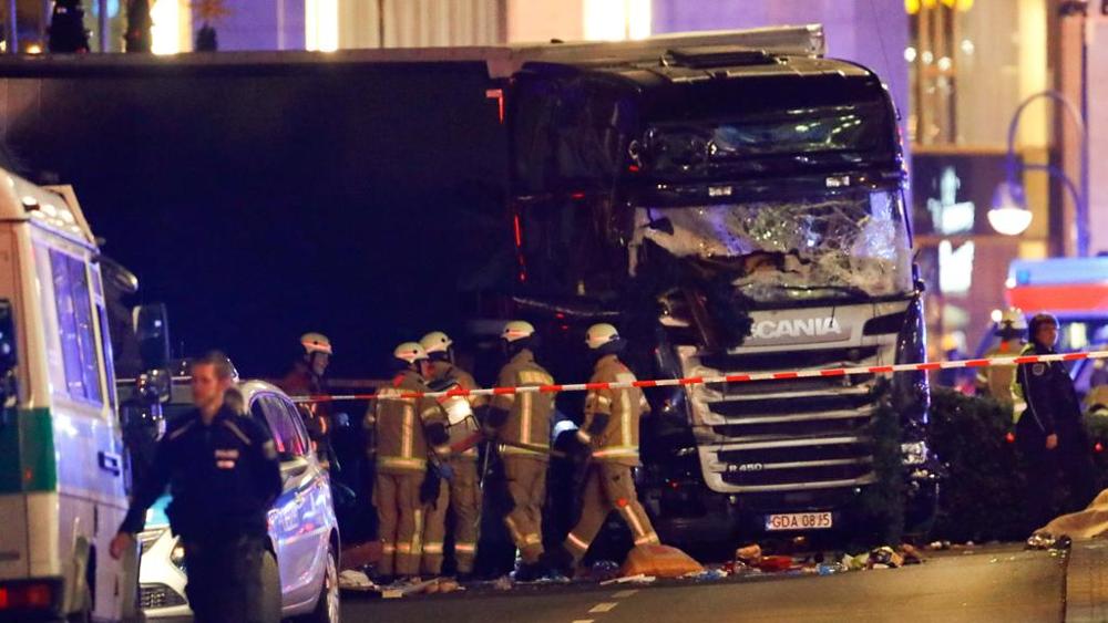 Attentato a Berlino, l'Isis rivendica