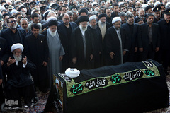 Preghiera collettiva per la scomparsa dell’Ayatollah Tabasi  + VIDEO