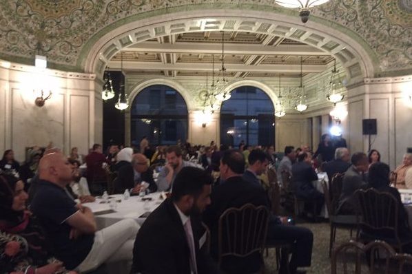 Chicago:sindaco organizza iftar interreligioso