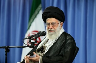 Imam Khamenei ribadisce la mancanza di fiducia negli Stati Uniti