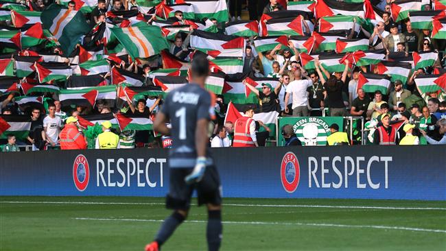 Scozia:tifosi di calcio esprimono solidarieta' alla Palestina Scozia:tifosi di calcio esprimono solidarieta' alla Palestina