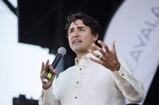 Canada:Primo Ministro difende la liberta' di scelta dell'abbigliamento da parte dei musulmani Canada:Primo Ministro difende la liberta' di scelta dell'abbigliamento da parte dei musulmani