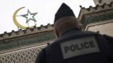 Francia, chiuse 20 moschee