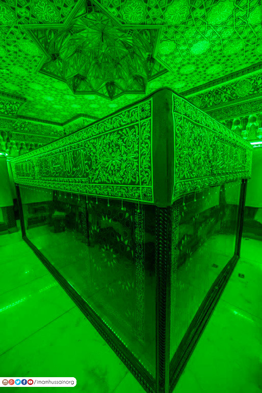 Rinnovati i teli sulla tomba dell'Imam Hoseyn(AS)