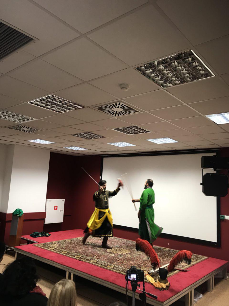 Teatro religioso popolare sciita in mostra a Varsavia