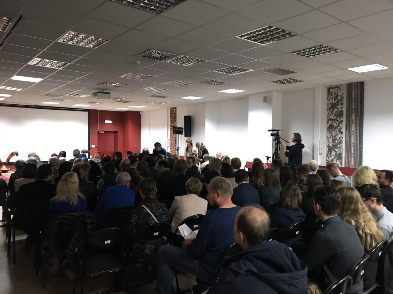 Teatro religioso popolare sciita in mostra a Varsavia