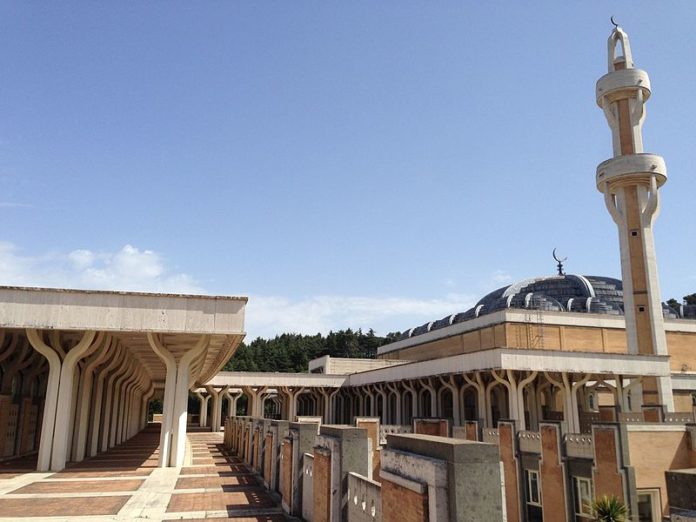 Religioni-Islam: evangelici si congratulano con nuovo presidente Grande Moschea Roma Chaouki Religioni-Islam: evangelici si congratulano con nuovo presidente Grande Moschea Roma Chaouki