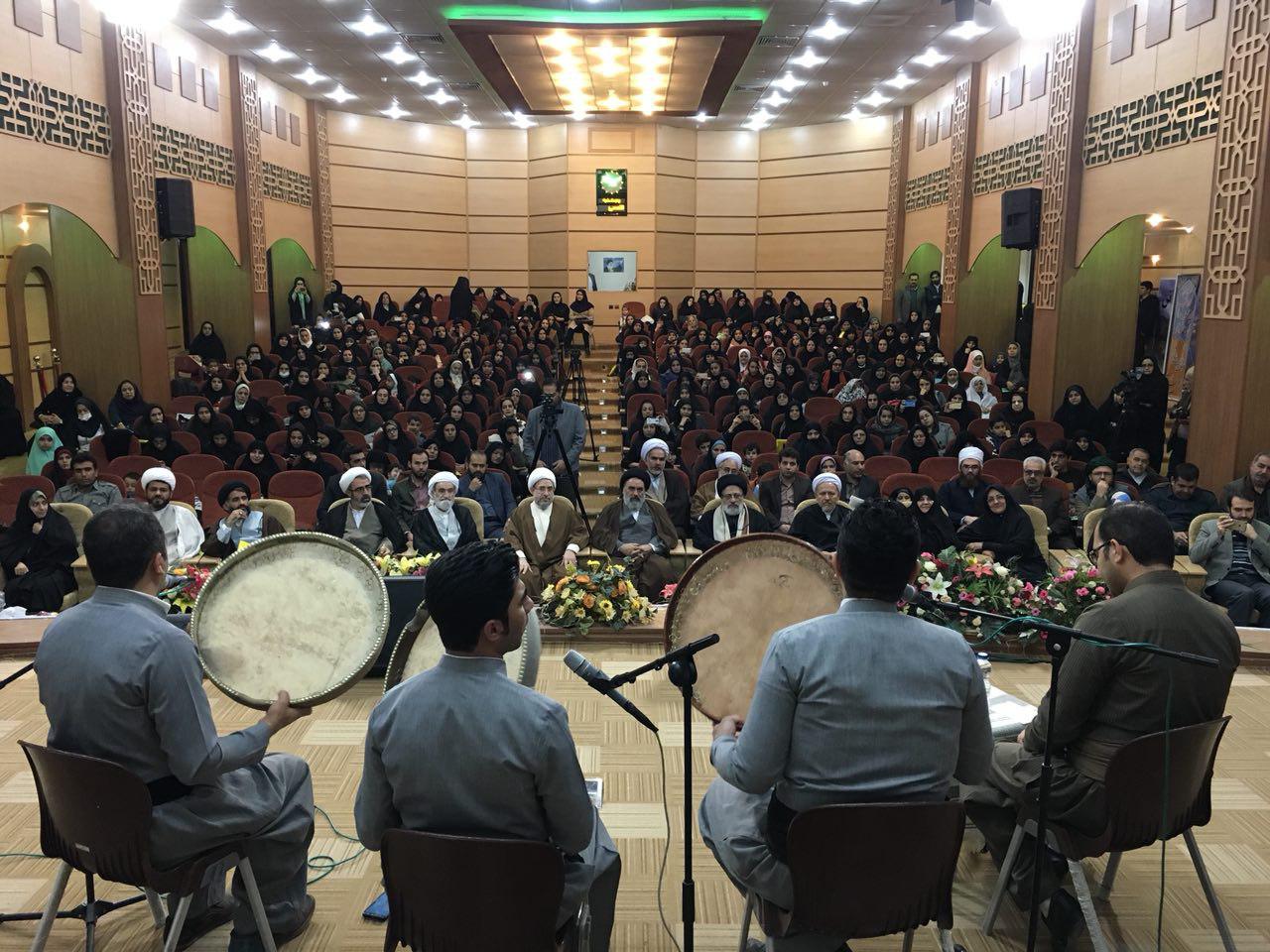 Conferenza sulla figura di Hazrat Khadijah in Iran