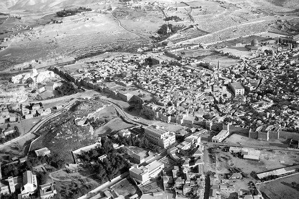 Immagini inedite di Al-Quds negli anni 30 Immagini inedite di Al-Quds negli anni 30