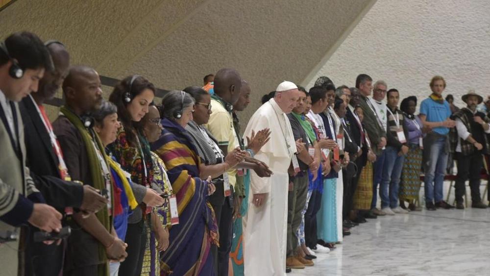Papa Francesco : nessuna religione è terrorista