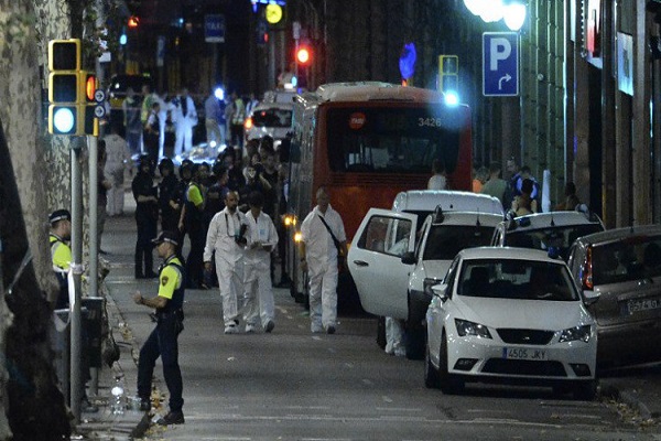 Comunita' islamica spagnola condanna attacchi terroristici di Barcellona Comunita' islamica spagnola condanna attacchi terroristici di Barcellona