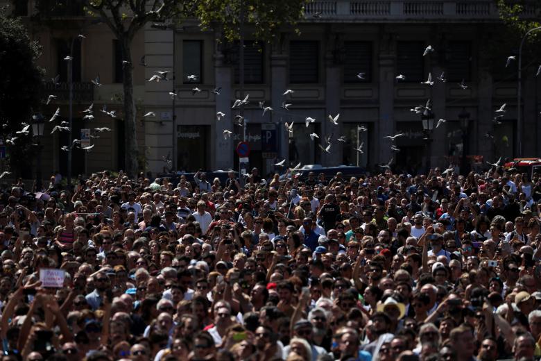 Preghiera islamica per le vittime degli attacchi di Barcellona