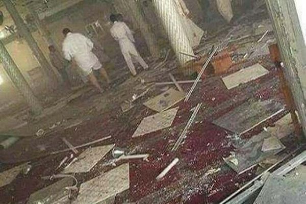 Afghanistan:terroristi fanno strage in moschea sciita
