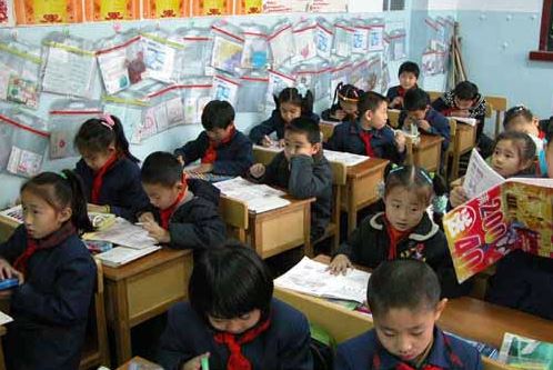 Cina:vietato uso di lingua iugura nelle scuole in regione islamica