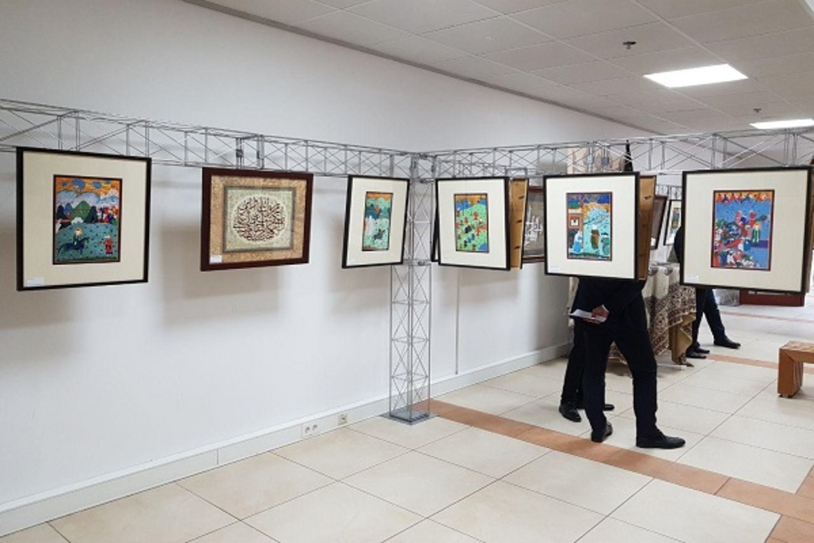 Germania: mostra di opere di artista sunnita sull'Ashura