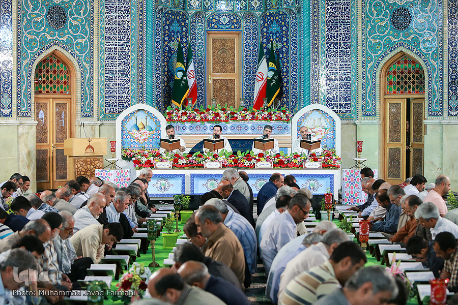 Foto-Recitazione collettiva del Corano nel mese di Ramadan