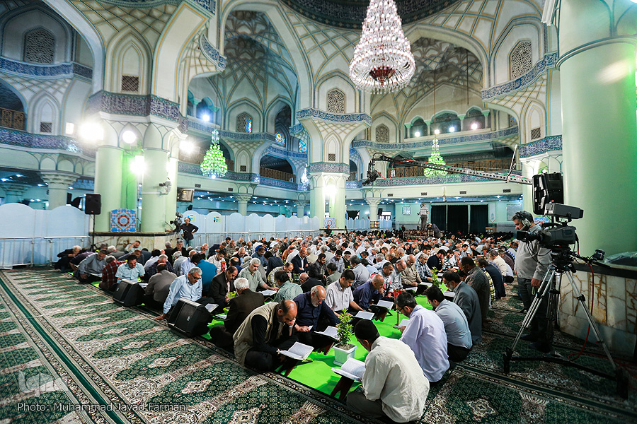 Foto-Recitazione collettiva del Corano nel mese di Ramadan