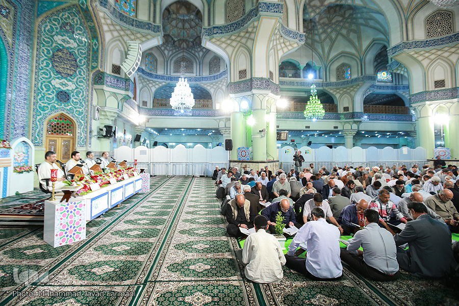 Foto-Recitazione collettiva del Corano nel mese di Ramadan