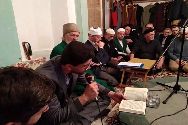 Recitatore iraniano ospite ad incontri coranici in Bosnia