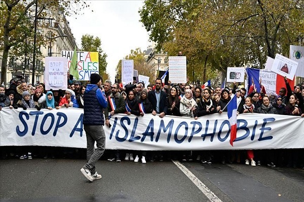 Francia: forte aumento di attacchi a sfondo islamofobico