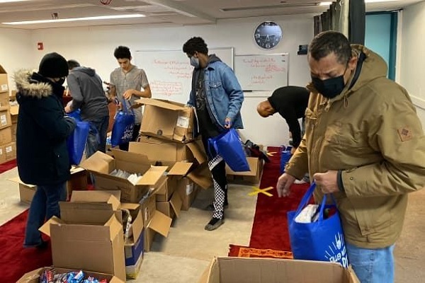 Canada: centro islamico fa donazione a senza tetto