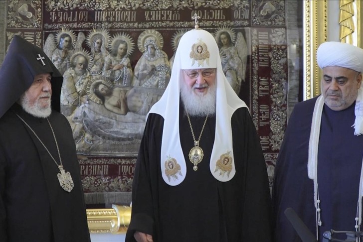 I leader religiosi di Azerbaigian, Armenia e Russia si incontrano a Mosca