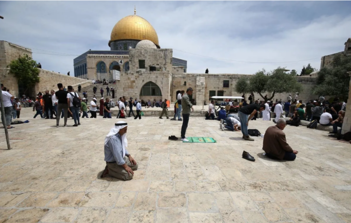 Israeliani si travestono da musulmani per entrare a al-Aqsa Israeliani si travestono da musulmani per entrare a al-Aqsa