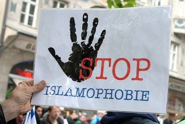 Francia approva disegno di legge anti-musulmani Francia approva disegno di legge anti-musulmani