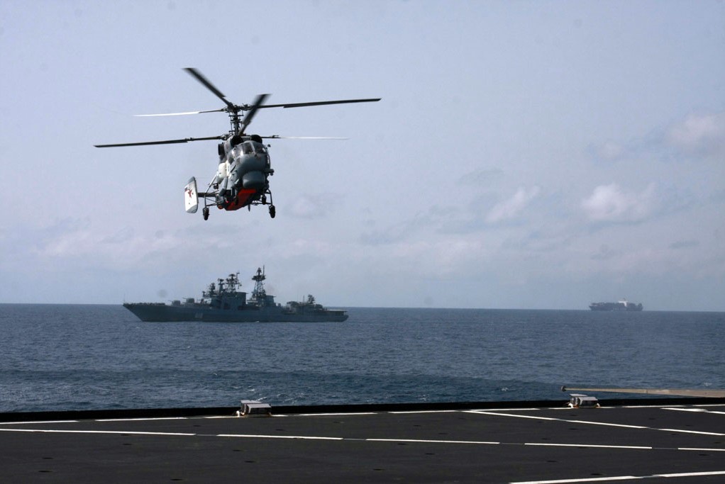 La marina russa sorveglia le forniture di petrolio iraniane alla Siria in base ad un accordo strategico – Rapporto