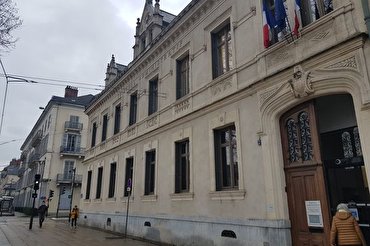 Islamofobia in Francia: tribunale conferma chiusura di scuola islamica Islamofobia in Francia: tribunale conferma chiusura di scuola islamica