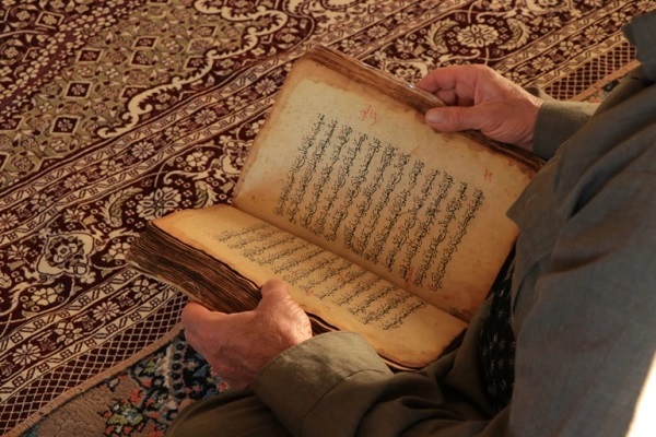 Manoscritto coranico di 700 anni, patrimonio culturale di un piccolo villaggio iracheno