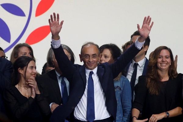 Zemmour promette programmi anti-musulmani in vista delle elezioni francesi Zemmour promette programmi anti-musulmani in vista delle elezioni francesi