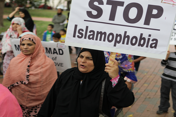 Il rapporto fa luce su come l'islamofobia quotidiana colpisce i musulmani canadesi