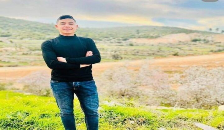 Un giovane ucciso, decine di feriti e asfissiati in scontri in Cisgiordania a sostegno del campo di Shu’afat Un giovane ucciso, decine di feriti e asfissiati in scontri in Cisgiordania a sostegno del campo di Shu’afat