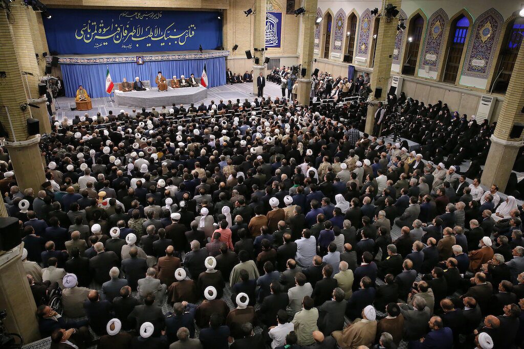 Imam Khamenei: “L’unità islamica non è una tattica politica, ma una credenza basata su una fede sincera” Imam Khamenei: “L’unità islamica non è una tattica politica, ma una credenza basata su una fede sincera”