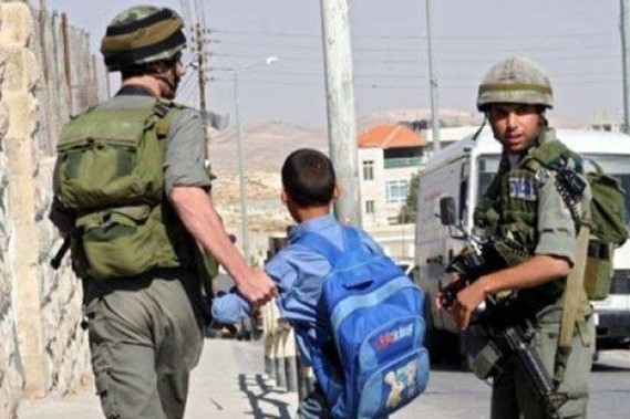 PPS: le IOF hanno arrestato 750 minorenni palestinesi in 11 mesi PPS: le IOF hanno arrestato 750 minorenni palestinesi in 11 mesi