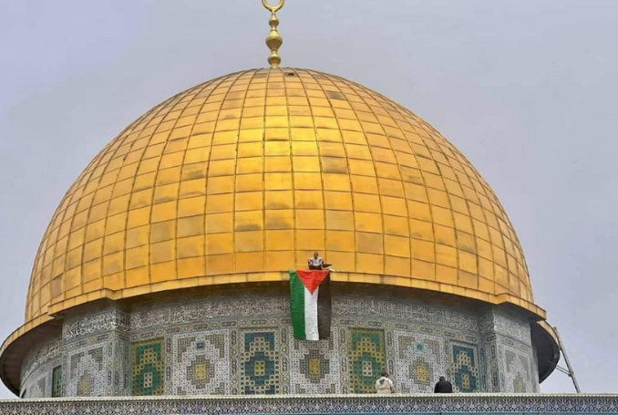 Parlamentare palestinese afferma che Israele ha iniziato la partizione di al-Aqsa Parlamentare palestinese afferma che Israele ha iniziato la partizione di al-Aqsa