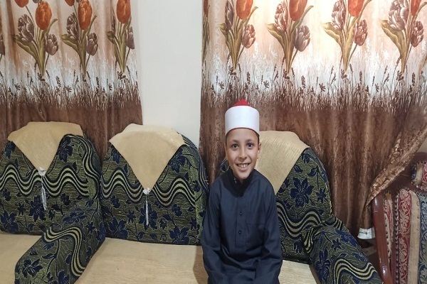 Un bambino di 10 anni, il più giovane predicatore coranico del mondo arabo