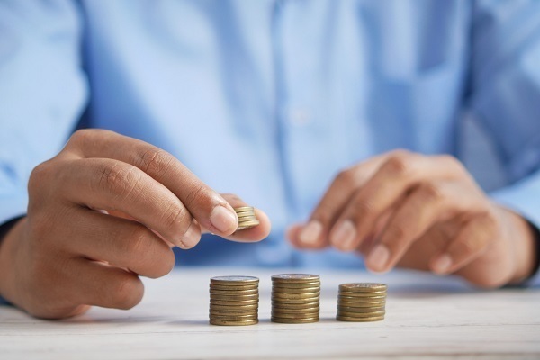 Differenza tra il khums e la zakat con le tasse