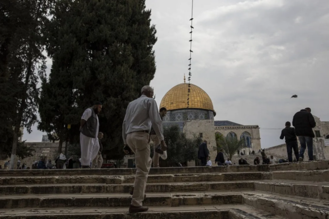 Gli scavi israeliani ed il blocco dei lavori di restauro stanno erodendo la struttura della Moschea di Al-Aqsa