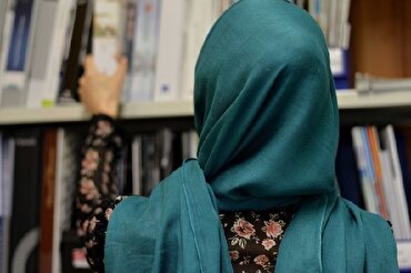 Germania: città di Berlino mette fine a bando sull'hijab nelle scuole