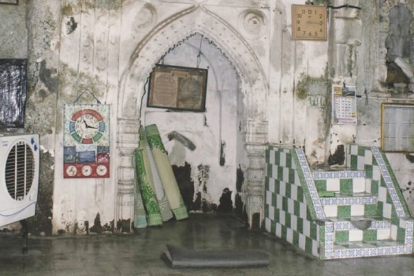 India: antica moschea chiusa su richiesta di organizzazioni estremiste indù India: antica moschea chiusa su richiesta di organizzazioni estremiste indù
