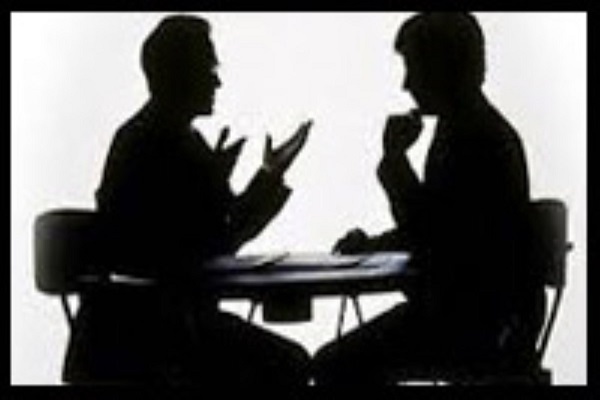L'etica islamica esorta a evitare chiacchiere inutili