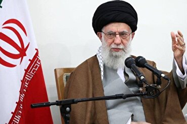 Khamenei: Usa e Israele dietro gli sviluppi in Siria Khamenei: Usa e Israele dietro gli sviluppi in Siria