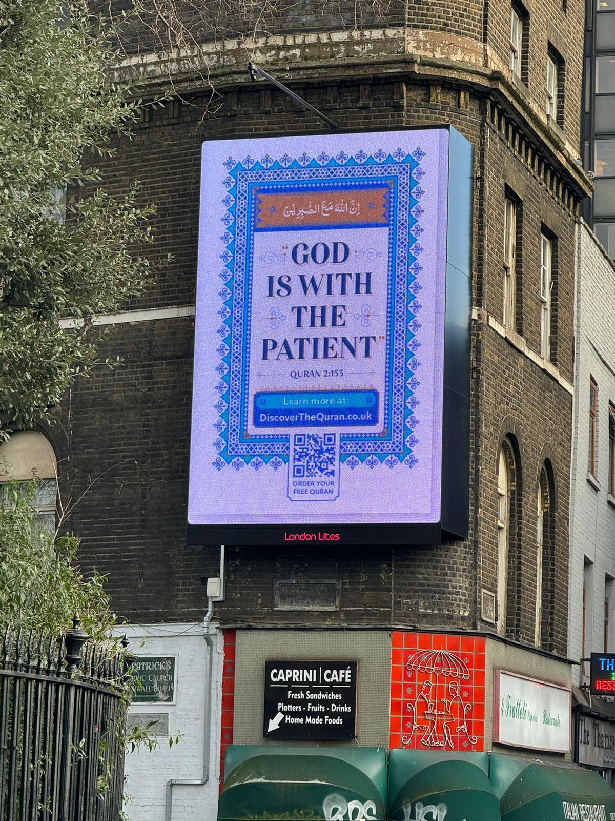 Londra: un gruppo islamico lancia una campagna per presentare l'Islam e il Corano Londra: un gruppo islamico lancia una campagna per presentare l'Islam e il Corano